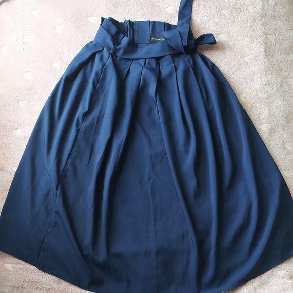 Skirt  L(Mexco) - Picture 1 of 5